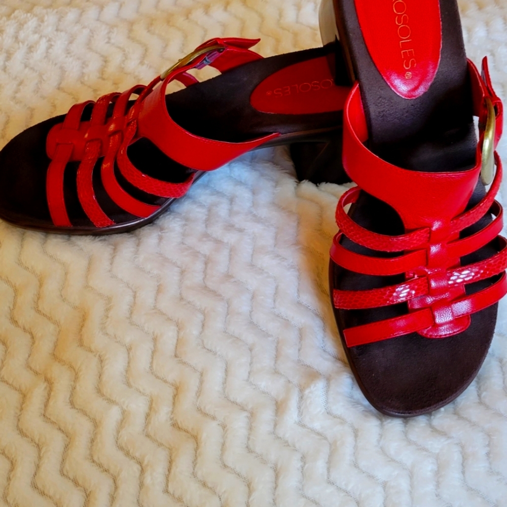 Aerosoles heeled sandals
